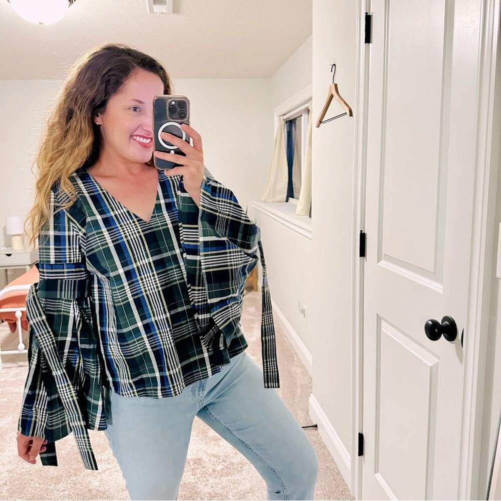 NWT GIANNI BINI Green Blue Plaid Top Medium